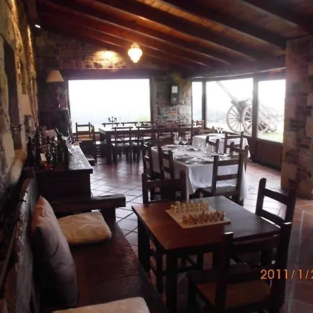Casona Gamonales Szálloda 3*