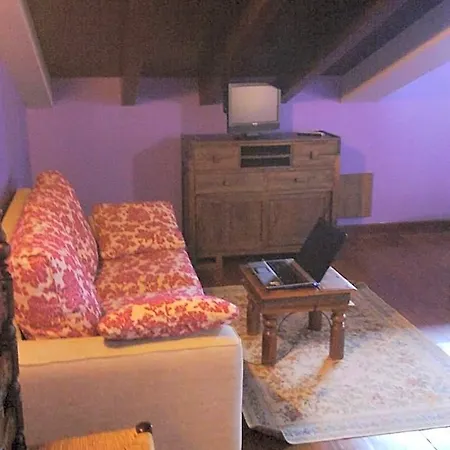 Casona Gamonales 3* Carreno
